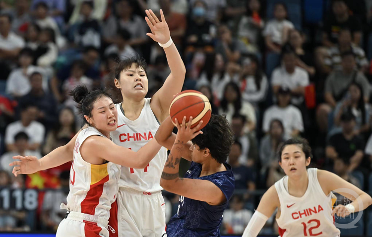 中国队完胜印度队，辛杜统治全场