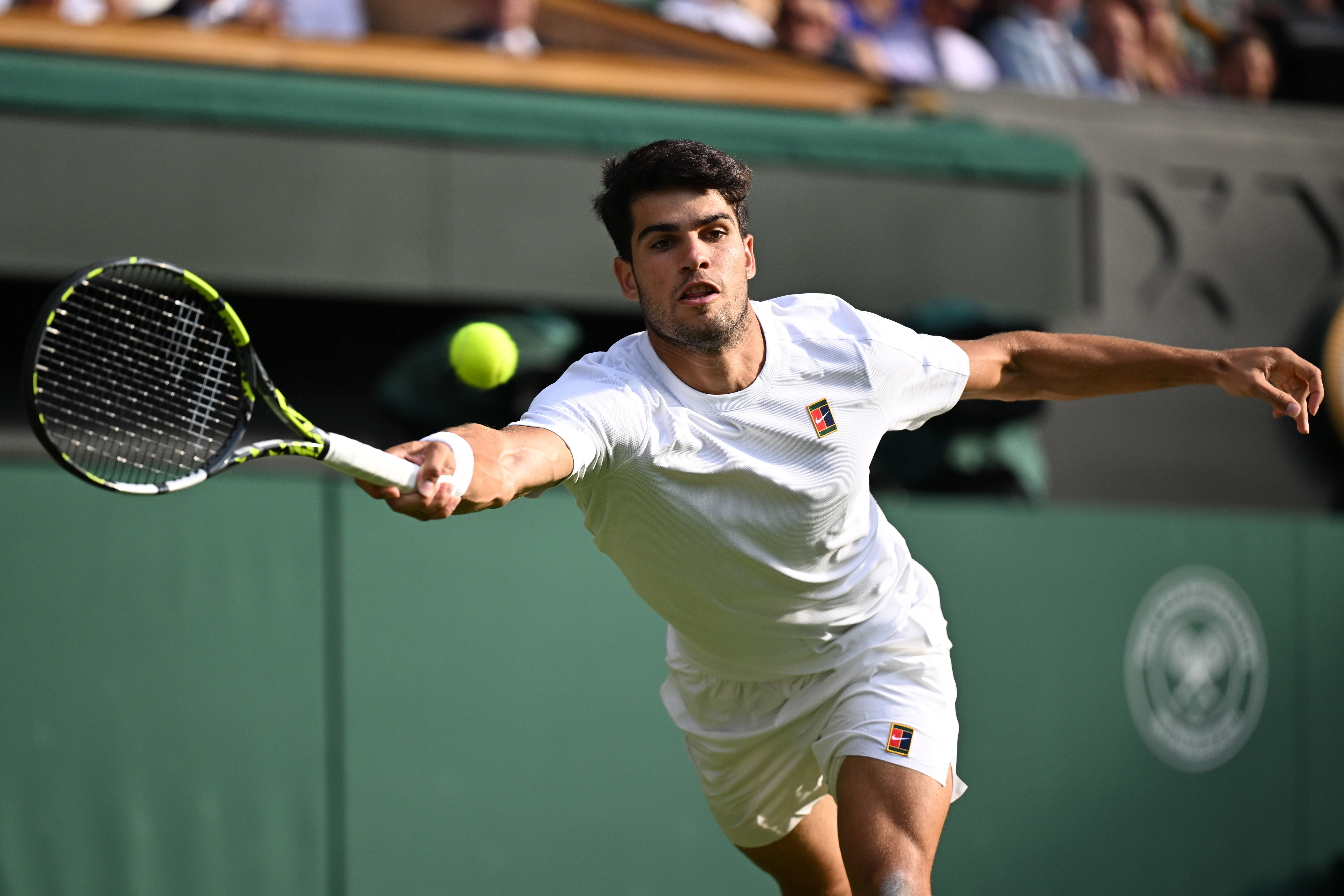 温网险胜ATP总决赛，阿尔卡拉斯关键制胜