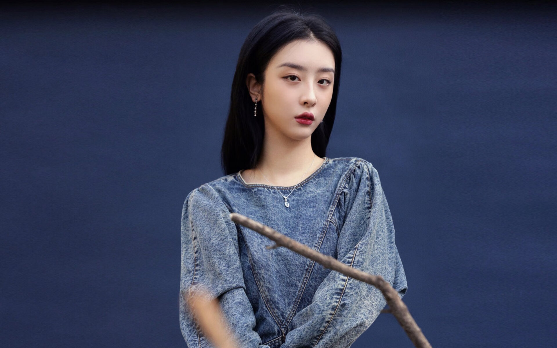 洪都拉斯的鼓点唤醒了曼联沉睡的基因,而帕尔默在西决生死战按下了快进键