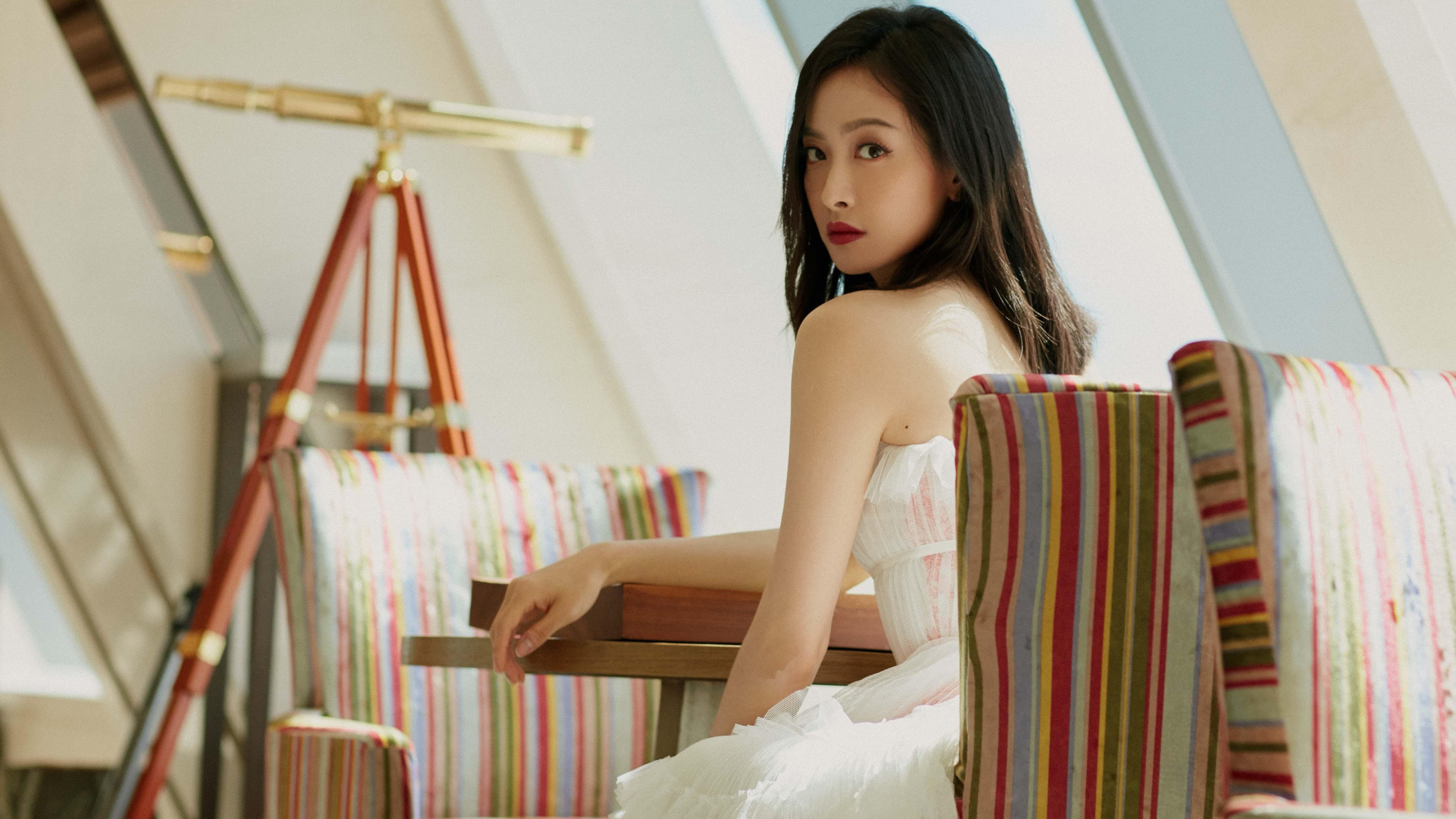 从惠灵顿到曼彻斯特，逆境崛起的体育叙事